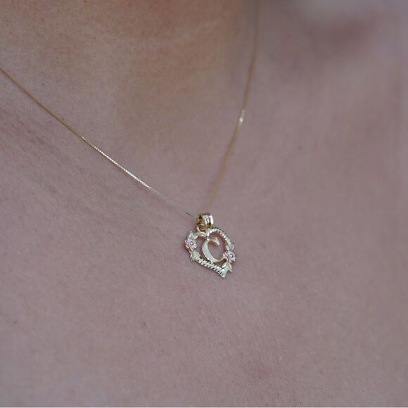 14k solid gold Initial C heart Charm | letter C Charm | Birthday gift | - Picture 4 of 7